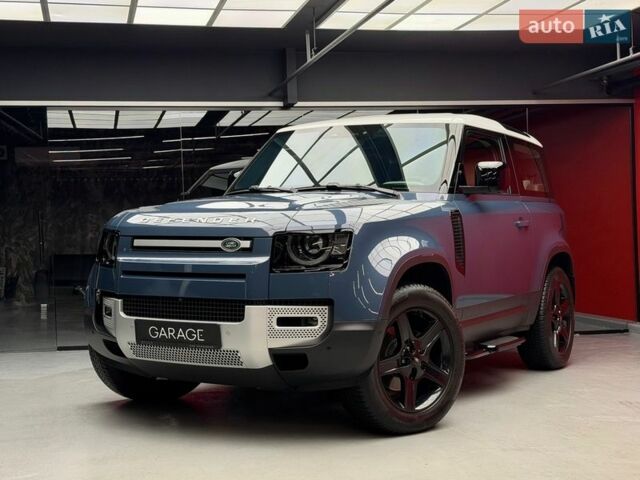 Синий Ленд Ровер Дефендер, объемом двигателя 3 л и пробегом 28 тыс. км за 68500 $, фото 1 на Automoto.ua
