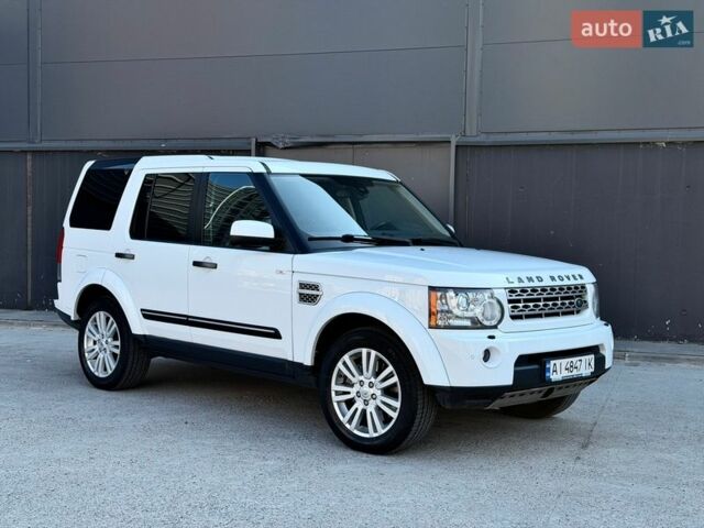 Белый Ленд Ровер Дискавери, объемом двигателя 3 л и пробегом 320 тыс. км за 13450 $, фото 1 на Automoto.ua