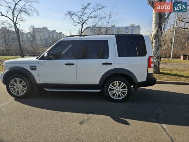 Білий Ленд Ровер Діскавері, об'ємом двигуна 3 л та пробігом 270 тис. км за 17000 $, фото 1 на Automoto.ua