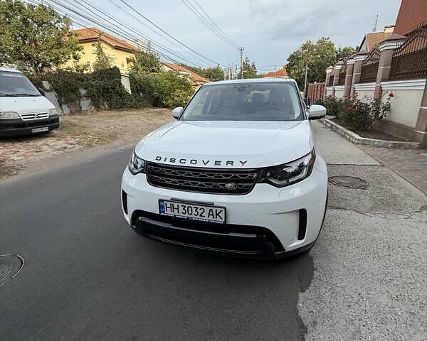 Білий Ленд Ровер Діскавері, об'ємом двигуна 2.99 л та пробігом 280 тис. км за 24500 $, фото 1 на Automoto.ua
