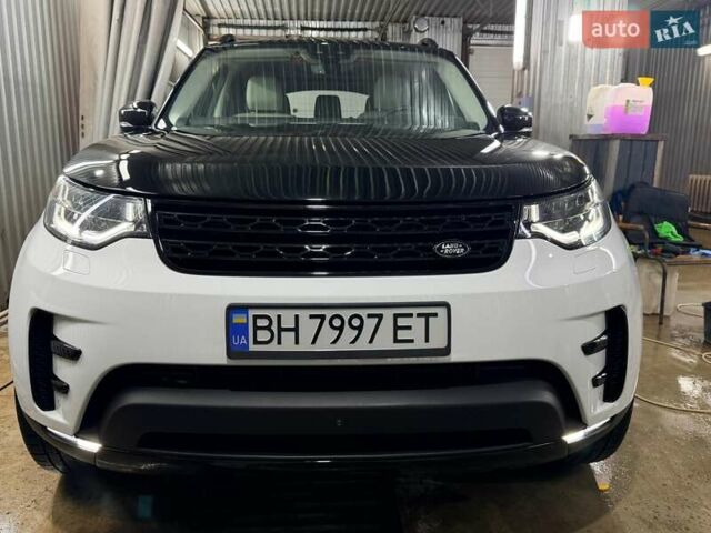 Білий Ленд Ровер Діскавері, об'ємом двигуна 3 л та пробігом 127 тис. км за 32000 $, фото 1 на Automoto.ua