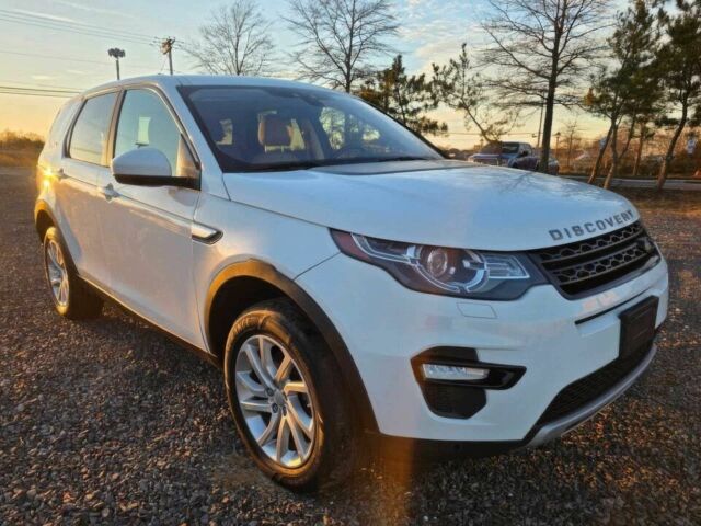 Белый Ленд Ровер Дискавери, объемом двигателя 2 л и пробегом 46 тыс. км за 7000 $, фото 1 на Automoto.ua