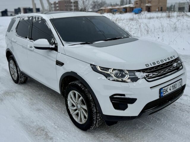 Белый Ленд Ровер Дискавери, объемом двигателя 2 л и пробегом 88 тыс. км за 20400 $, фото 1 на Automoto.ua