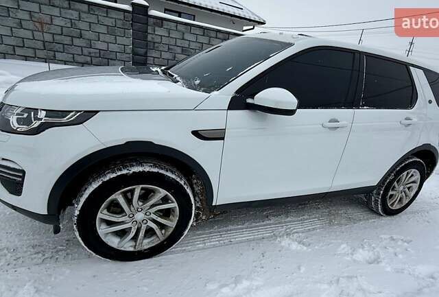 Белый Ленд Ровер Дискавери, объемом двигателя 2 л и пробегом 88 тыс. км за 20400 $, фото 1 на Automoto.ua