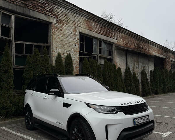 Белый Ленд Ровер Дискавери, объемом двигателя 3 л и пробегом 87 тыс. км за 35000 $, фото 1 на Automoto.ua