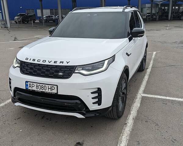 Білий Ленд Ровер Діскавері, об'ємом двигуна 3 л та пробігом 101 тис. км за 69500 $, фото 1 на Automoto.ua