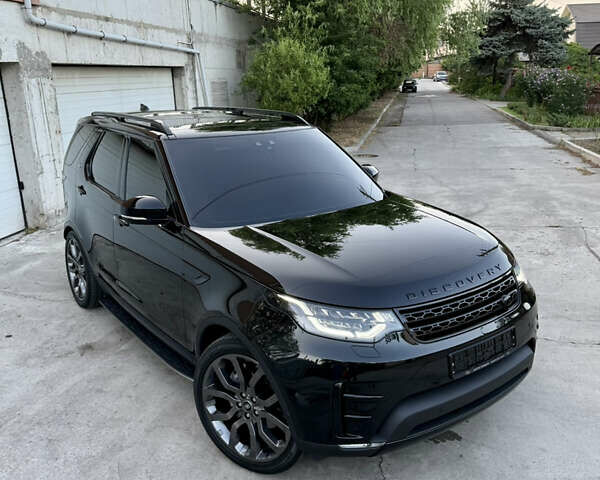 Чорний Ленд Ровер Діскавері, об'ємом двигуна 0 л та пробігом 120 тис. км за 42000 $, фото 1 на Automoto.ua