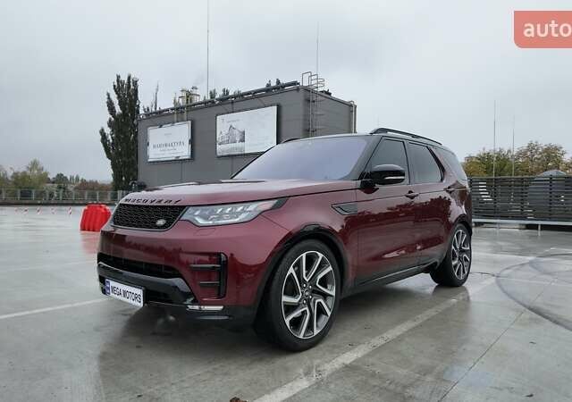 Ленд Ровер Дискавери 2017 в Киеве на Automoto.ua Красный Ленд Ровер Дискавери, объемом двигателя 3 л и пробегом 128 тыс. км за 36990 $, фото 1 на Automoto.ua