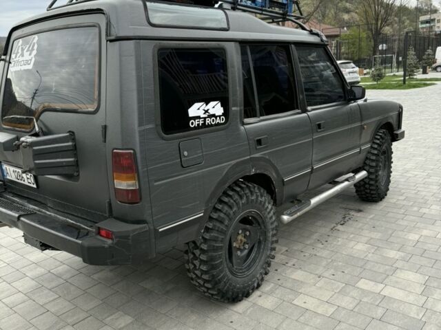 Сірий Ленд Ровер Діскавері, об'ємом двигуна 2.5 л та пробігом 320 тис. км за 12000 $, фото 1 на Automoto.ua