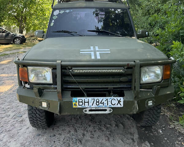 Сірий Ленд Ровер Діскавері, об'ємом двигуна 2.5 л та пробігом 400 тис. км за 3300 $, фото 1 на Automoto.ua
