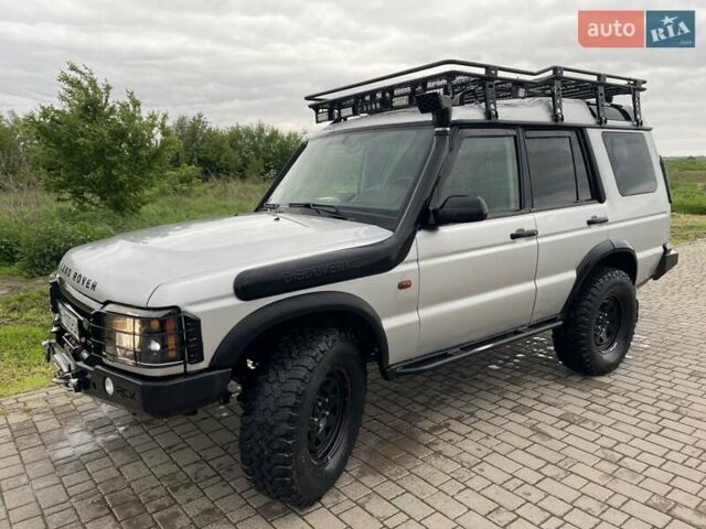 Сірий Ленд Ровер Діскавері, об'ємом двигуна 2.5 л та пробігом 290 тис. км за 11000 $, фото 1 на Automoto.ua