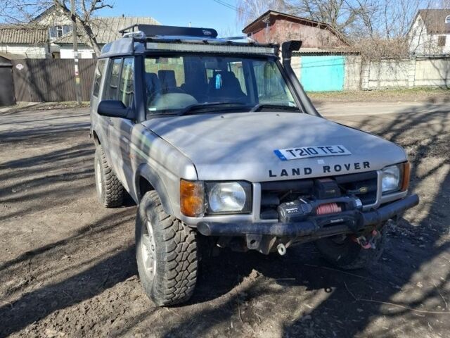 Серый Ленд Ровер Дискавери, объемом двигателя 2.5 л и пробегом 300 тыс. км за 3791 $, фото 1 на Automoto.ua