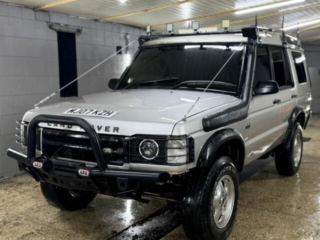 Серый Ленд Ровер Дискавери, объемом двигателя 0 л и пробегом 200 тыс. км за 3500 $, фото 1 на Automoto.ua