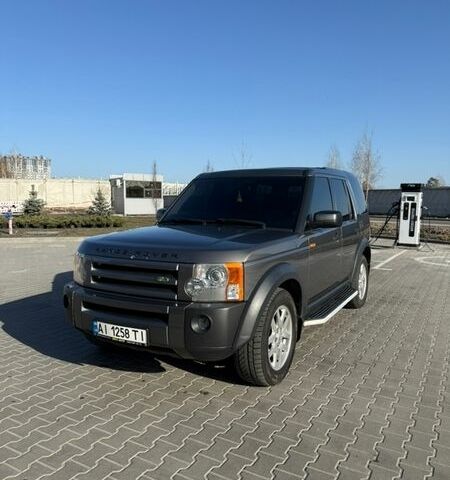 Серый Ленд Ровер Дискавери, объемом двигателя 2.7 л и пробегом 251 тыс. км за 11800 $, фото 1 на Automoto.ua