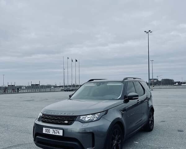 Серый Ленд Ровер Дискавери, объемом двигателя 2 л и пробегом 135 тыс. км за 26500 $, фото 1 на Automoto.ua