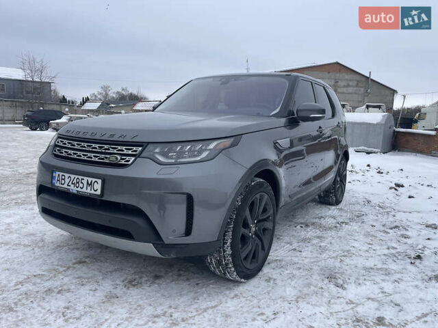 Серый Ленд Ровер Дискавери, объемом двигателя 2.99 л и пробегом 85 тыс. км за 33700 $, фото 1 на Automoto.ua