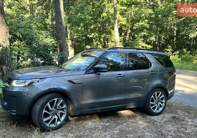 Серый Ленд Ровер Дискавери, объемом двигателя 3 л и пробегом 160 тыс. км за 31500 $, фото 1 на Automoto.ua