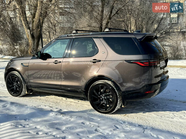 Сірий Ленд Ровер Діскавері, об'ємом двигуна 3 л та пробігом 45 тис. км за 78000 $, фото 1 на Automoto.ua