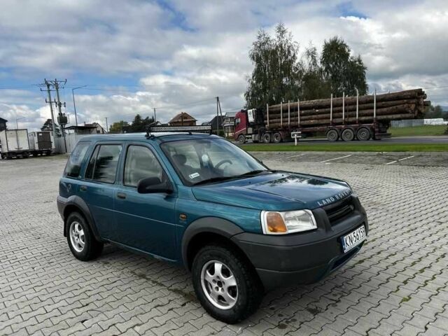 Зеленый Ленд Ровер Другая, объемом двигателя 2 л и пробегом 301 тыс. км за 1680 $, фото 1 на Automoto.ua