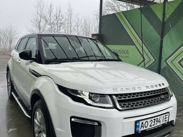 Белый Ленд Ровер Эвок, объемом двигателя 2 л и пробегом 206 тыс. км за 24000 $, фото 1 на Automoto.ua