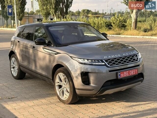 Серый Ленд Ровер Эвок, объемом двигателя 2 л и пробегом 69 тыс. км за 27578 $, фото 1 на Automoto.ua