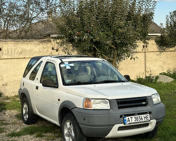 Ленд Ровер Фрилендер 1999 в Коломые на Automoto.ua Белый Ленд Ровер Фрилендер, объемом двигателя 1.8 л и пробегом 287 тыс. км за 3350 $, фото 1 на Automoto.ua
