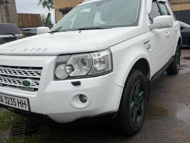Білий Ленд Ровер Freelander, об'ємом двигуна 2.2 л та пробігом 316 тис. км за 7500 $, фото 1 на Automoto.ua