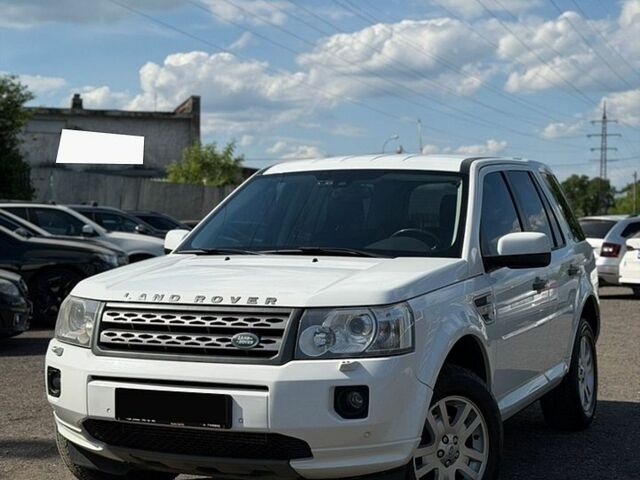 Білий Ленд Ровер Freelander, об'ємом двигуна 2.17 л та пробігом 212 тис. км за 10700 $, фото 1 на Automoto.ua