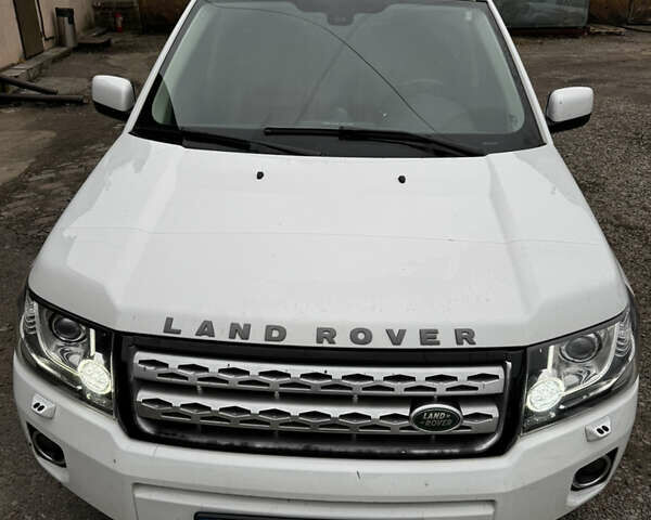 Білий Ленд Ровер Freelander, об'ємом двигуна 2 л та пробігом 115 тис. км за 15500 $, фото 1 на Automoto.ua