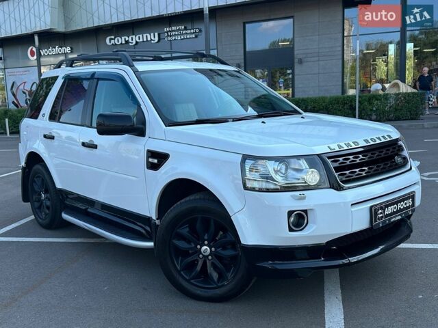 Білий Ленд Ровер Freelander, об'ємом двигуна 2.18 л та пробігом 347 тис. км за 12490 $, фото 1 на Automoto.ua