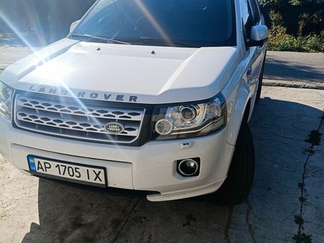 Білий Ленд Ровер Freelander, об'ємом двигуна 2.18 л та пробігом 250 тис. км за 14000 $, фото 1 на Automoto.ua