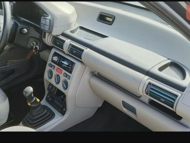 Черный Ленд Ровер Фрилендер, объемом двигателя 1.8 л и пробегом 195 тыс. км за 5500 $, фото 1 на Automoto.ua