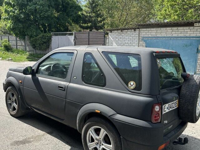 Чорний Ленд Ровер Freelander, об'ємом двигуна 0 л та пробігом 250 тис. км за 3800 $, фото 1 на Automoto.ua