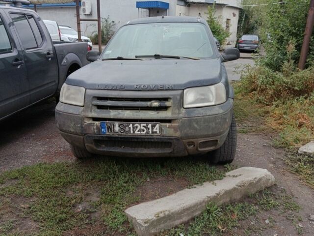 Чорний Ленд Ровер Freelander, об'ємом двигуна 0 л та пробігом 250 тис. км за 1251 $, фото 1 на Automoto.ua