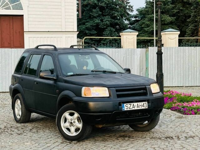 Черный Ленд Ровер Фрилендер, объемом двигателя 2 л и пробегом 200 тыс. км за 2500 $, фото 1 на Automoto.ua