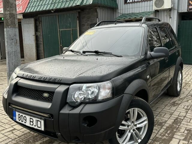 Черный Ленд Ровер Фрилендер, объемом двигателя 2 л и пробегом 363 тыс. км за 3850 $, фото 1 на Automoto.ua
