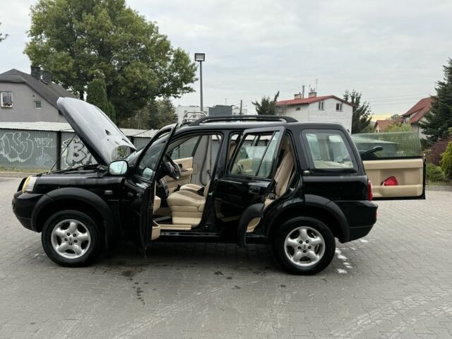 Чорний Ленд Ровер Freelander, об'ємом двигуна 2 л та пробігом 173 тис. км за 4500 $, фото 1 на Automoto.ua