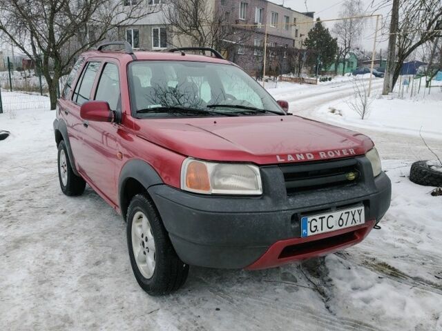 Красный Ленд Ровер Фрилендер, объемом двигателя 2 л и пробегом 300 тыс. км за 2700 $, фото 1 на Automoto.ua