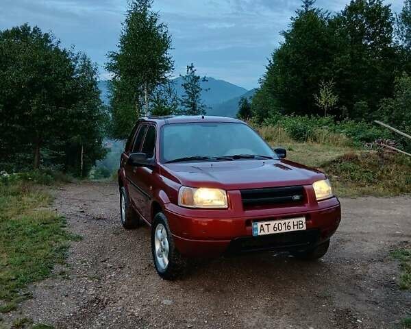 Червоний Ленд Ровер Freelander, об'ємом двигуна 2 л та пробігом 210 тис. км за 3600 $, фото 1 на Automoto.ua