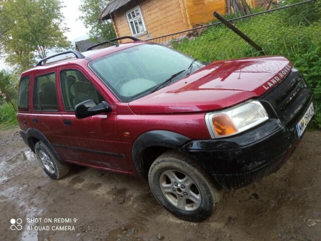 Червоний Ленд Ровер Freelander, об'ємом двигуна 2 л та пробігом 300 тис. км за 3000 $, фото 1 на Automoto.ua