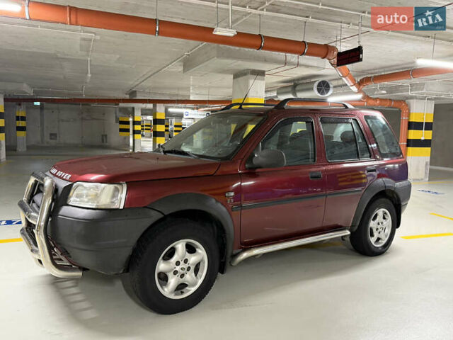 Червоний Ленд Ровер Freelander, об'ємом двигуна 2 л та пробігом 225 тис. км за 3500 $, фото 1 на Automoto.ua