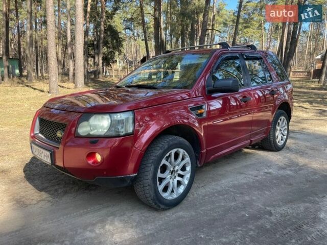 Червоний Ленд Ровер Freelander, об'ємом двигуна 2.2 л та пробігом 371 тис. км за 8600 $, фото 1 на Automoto.ua