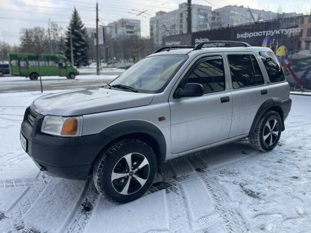 Серый Ленд Ровер Фрилендер, объемом двигателя 0 л и пробегом 280 тыс. км за 4200 $, фото 1 на Automoto.ua