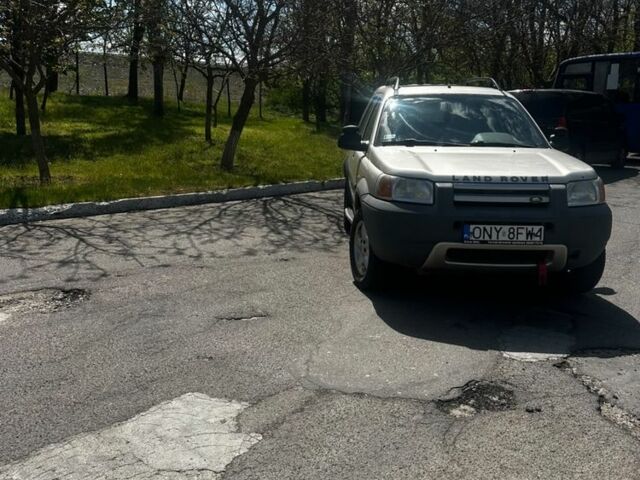 Сірий Ленд Ровер Freelander, об'ємом двигуна 2 л та пробігом 200 тис. км за 2802 $, фото 1 на Automoto.ua