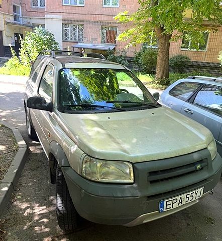 Серый Ленд Ровер Фрилендер, объемом двигателя 2 л и пробегом 0 тыс. км за 2500 $, фото 1 на Automoto.ua