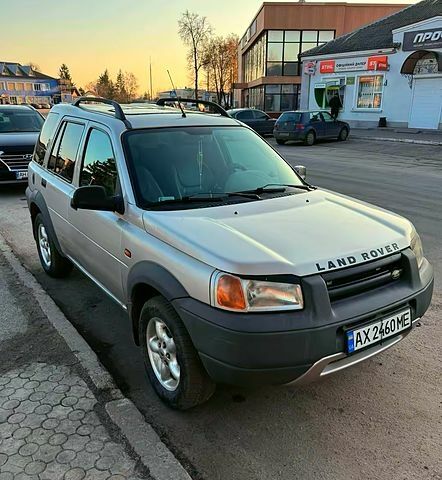 Сірий Ленд Ровер Freelander, об'ємом двигуна 1.8 л та пробігом 370 тис. км за 4399 $, фото 1 на Automoto.ua