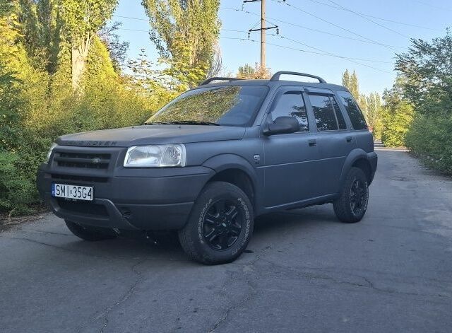 Серый Ленд Ровер Фрилендер, объемом двигателя 2 л и пробегом 200 тыс. км за 3632 $, фото 1 на Automoto.ua