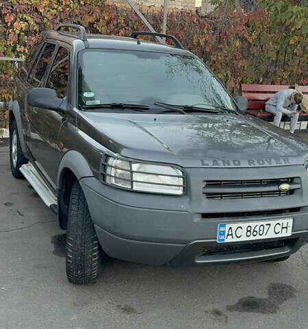 Серый Ленд Ровер Фрилендер, объемом двигателя 1.95 л и пробегом 200 тыс. км за 3900 $, фото 1 на Automoto.ua