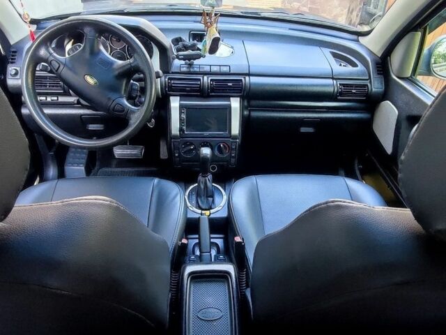 Сірий Ленд Ровер Freelander, об'ємом двигуна 2 л та пробігом 325 тис. км за 7200 $, фото 1 на Automoto.ua