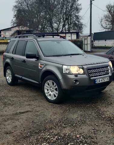 Серый Ленд Ровер Фрилендер, объемом двигателя 2.18 л и пробегом 256 тыс. км за 12100 $, фото 1 на Automoto.ua